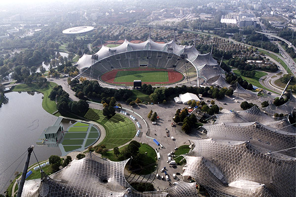 Olympiapark mit Seebühne